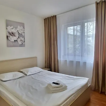 Homzy Apartment *